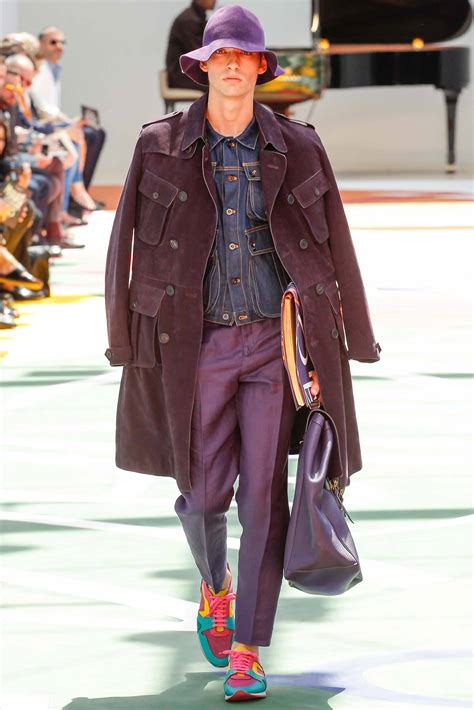 burberry sample sale london 2015|burberry runway 2015.